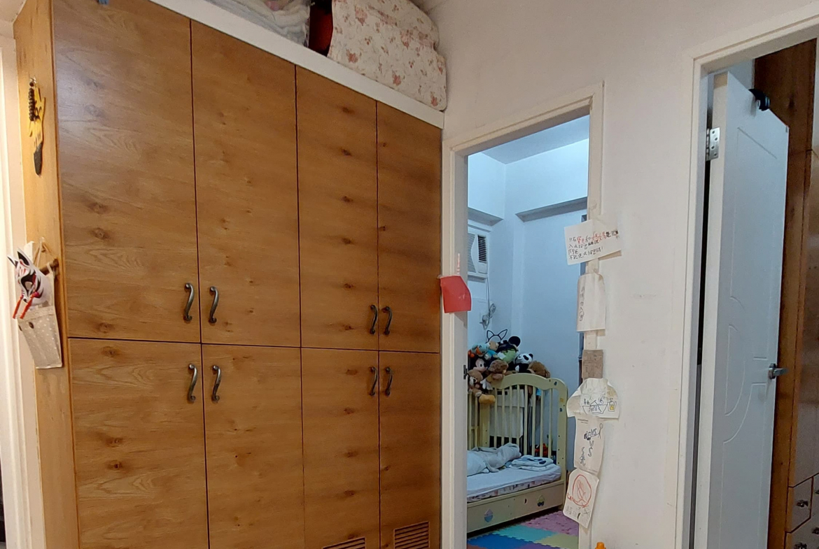 ＜房東直租免佣＞ 堅尼地城近地鐵高層開揚兩房少海景，免佣金，家電傢俬齊全，拎包即住，7分鐘內地鐵直達港大和CBD核心區上班 - 28NTS – 香港北部都會區