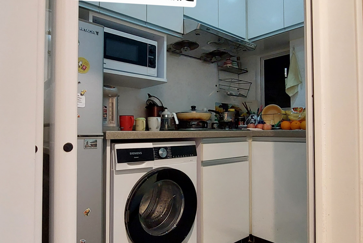 ＜房東直租免佣＞ 堅尼地城近地鐵高層開揚兩房少海景，免佣金，家電傢俬齊全，拎包即住，7分鐘內地鐵直達港大和CBD核心區上班 - 28NTS – 香港北部都會區