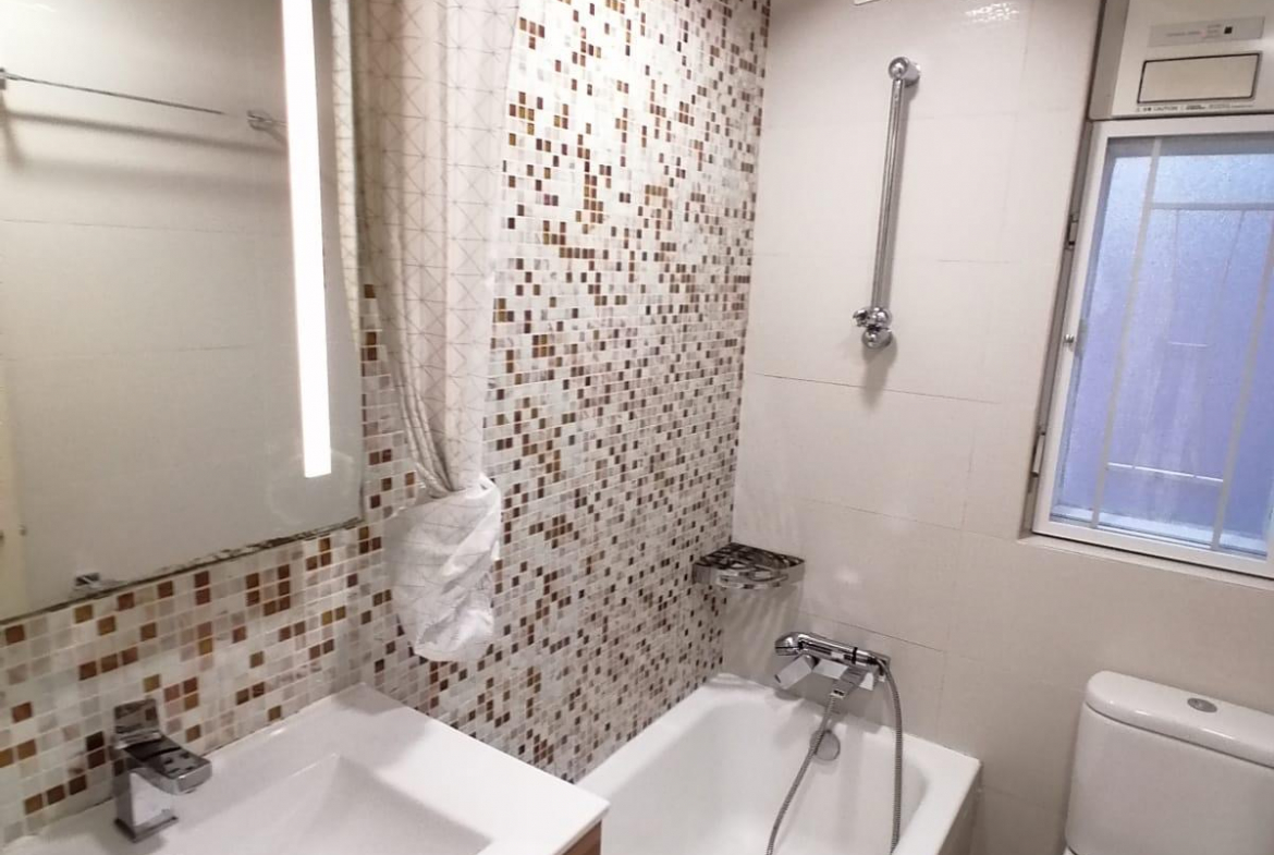 北角半山海景三房,連有蓋車位獨立充電 - 28NTS – 香港北部都會區