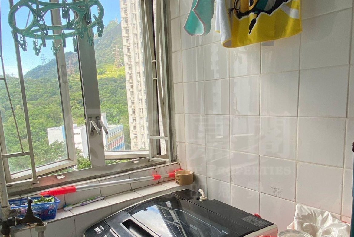 良景邨 良智樓 (4座) - 28NTS – 香港北部都會區
