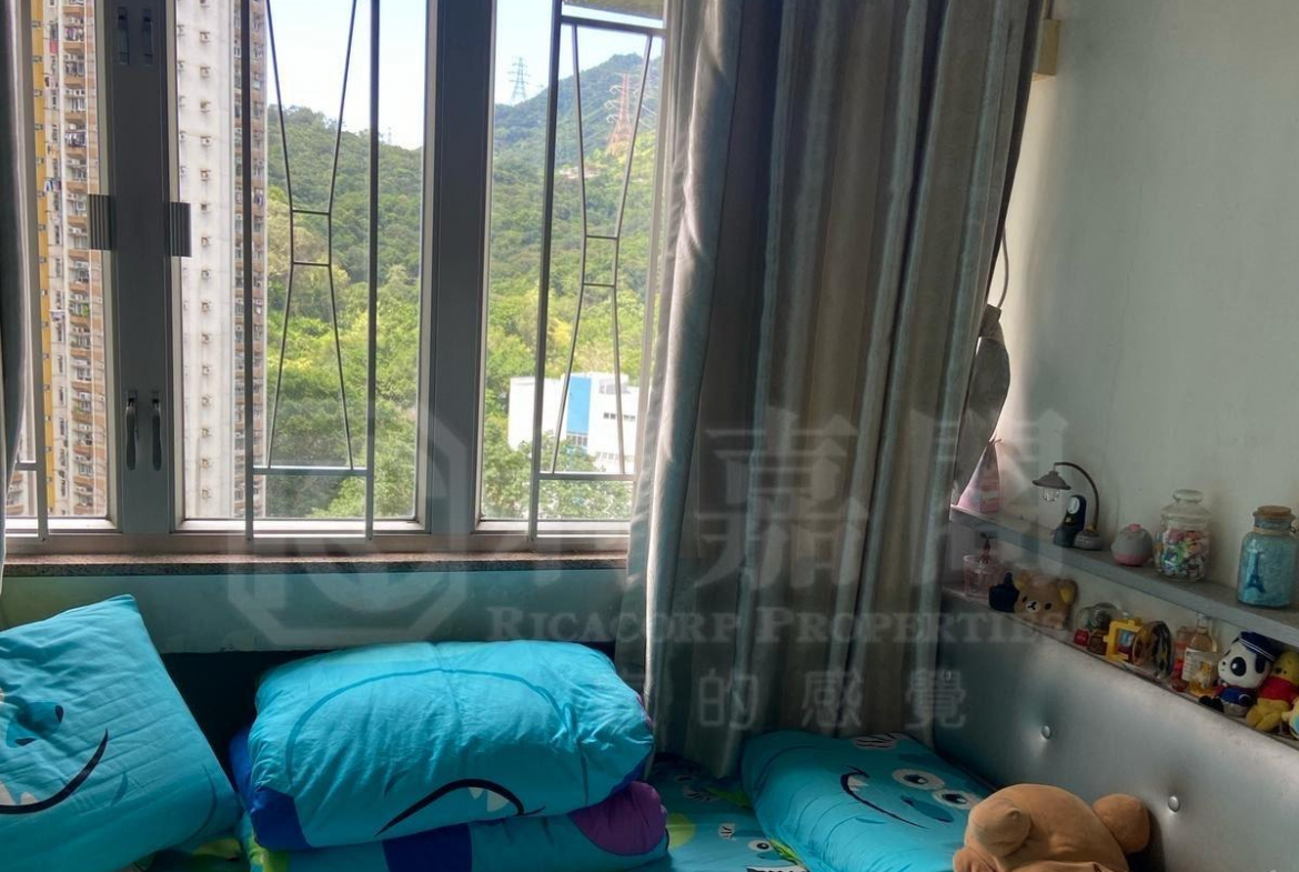 良景邨 良智樓 (4座) - 28NTS – 香港北部都會區