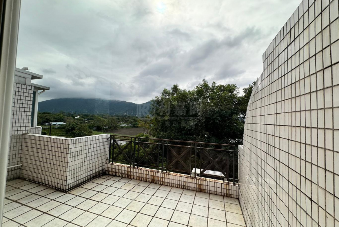 加州花園 1期A 爵仕居 翠柏路 - 28NTS – 香港北部都會區