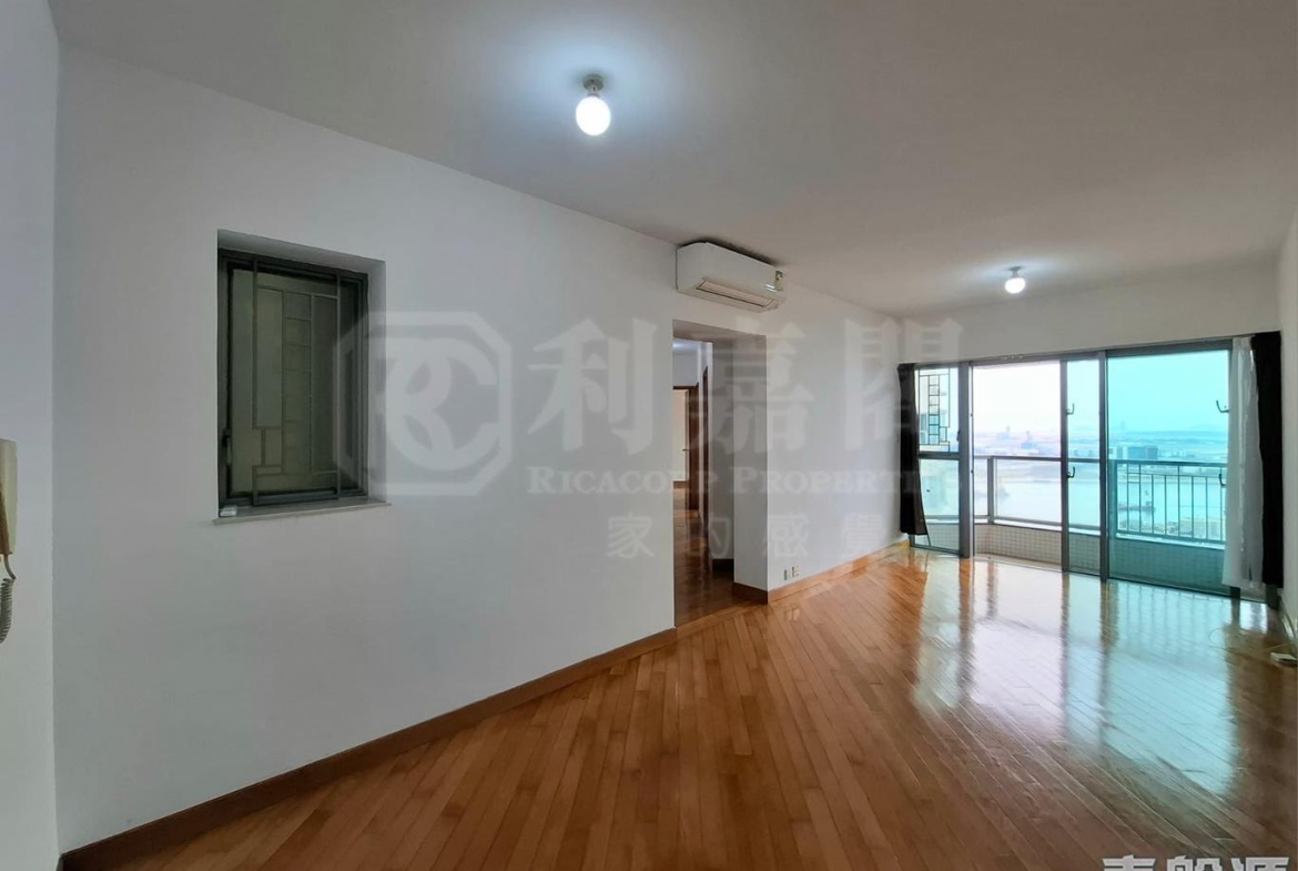 藍天海岸 3期 影岸‧紅 B座 (8座) - 28NTS – 香港北部都會區