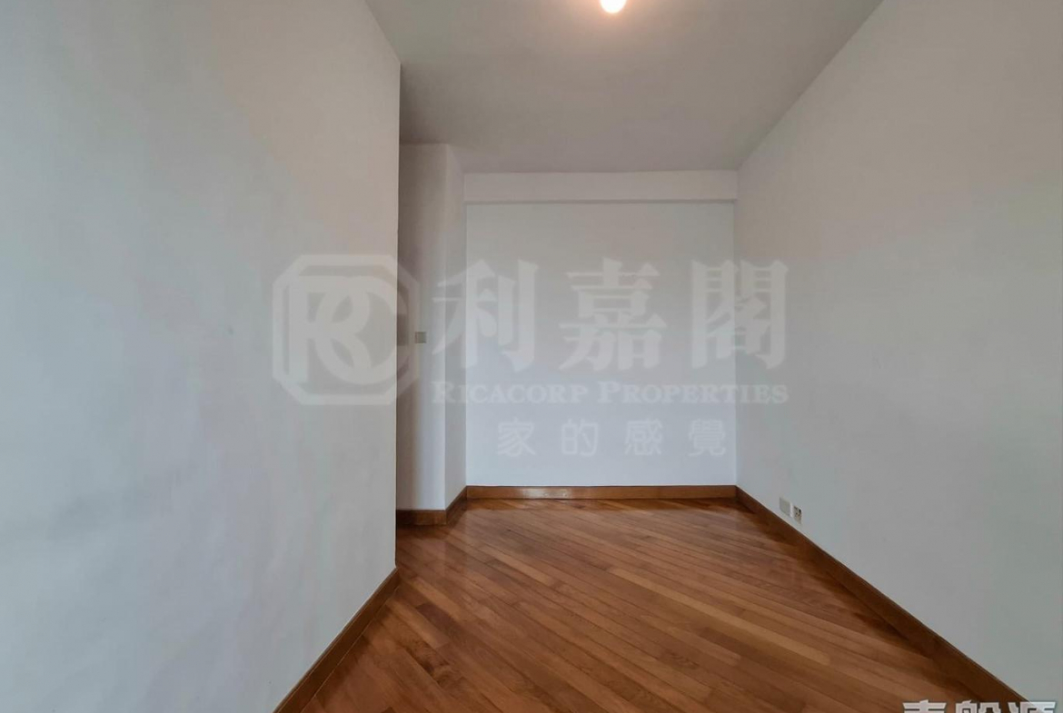 藍天海岸 3期 影岸‧紅 B座 (8座) - 28NTS – 香港北部都會區