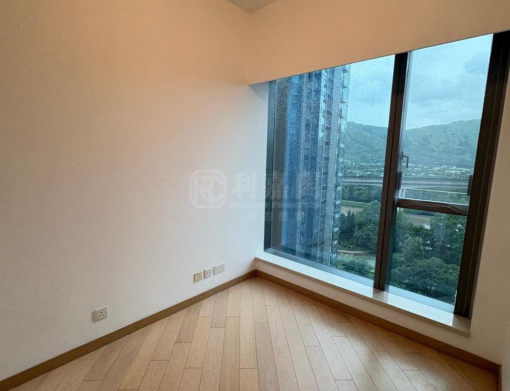 爾巒 茵羅洛斯大道 3座 - 28NTS – 香港北部都會區