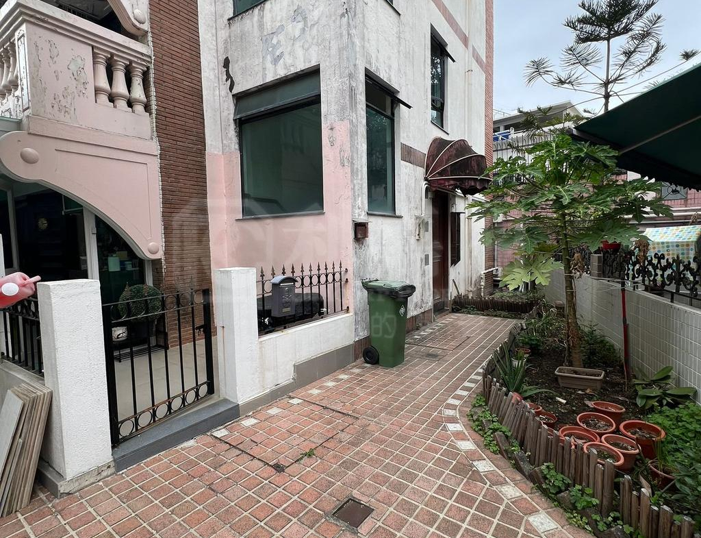 海燕花園 2期 J座 - 28NTS – 香港北部都會區
