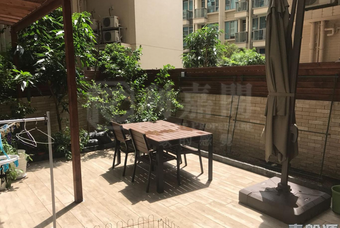 逸瓏灣 I 大廈18座 - 28NTS – 香港北部都會區