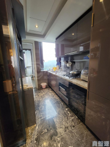 高爾夫．御苑 3座 - 28NTS – 香港北部都會區