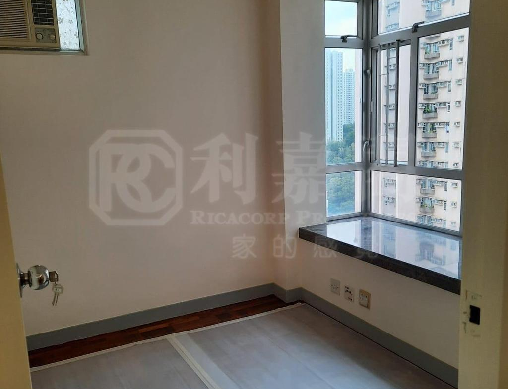 新港城 3期 P座 - 28NTS – 香港北部都會區