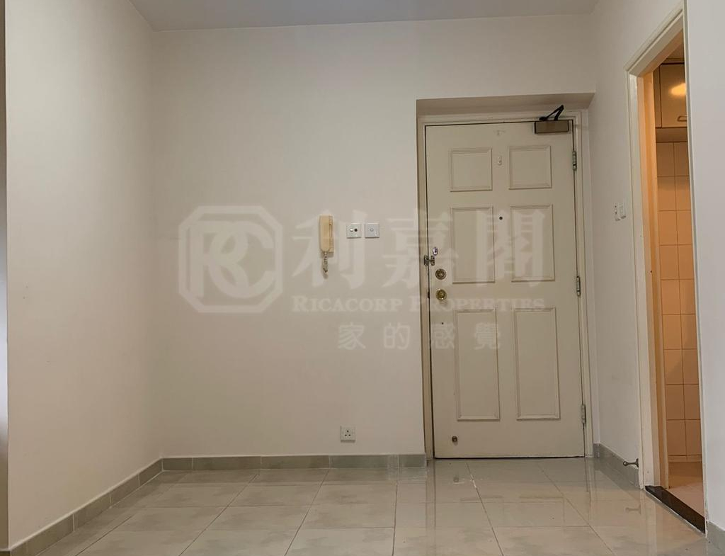 新港城 4期 J座 - 28NTS – 香港北部都會區