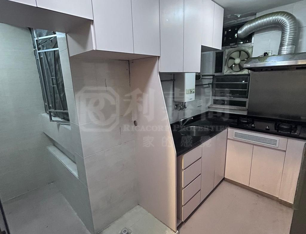 豐盛苑 富盛閣 (C座) - 28NTS – 香港北部都會區