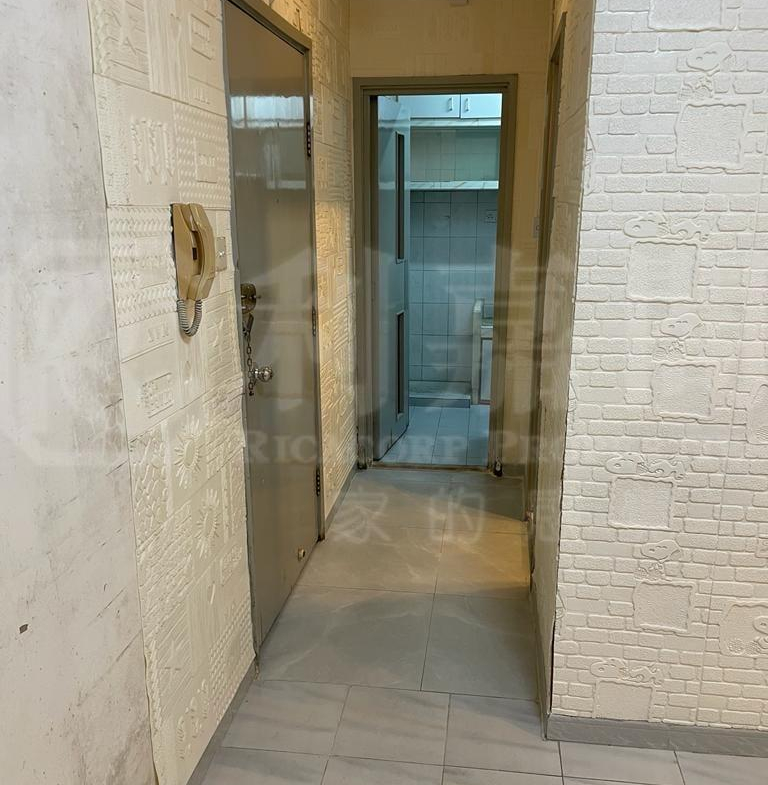 青華苑 華欣閣 (E座) - 28NTS – 香港北部都會區