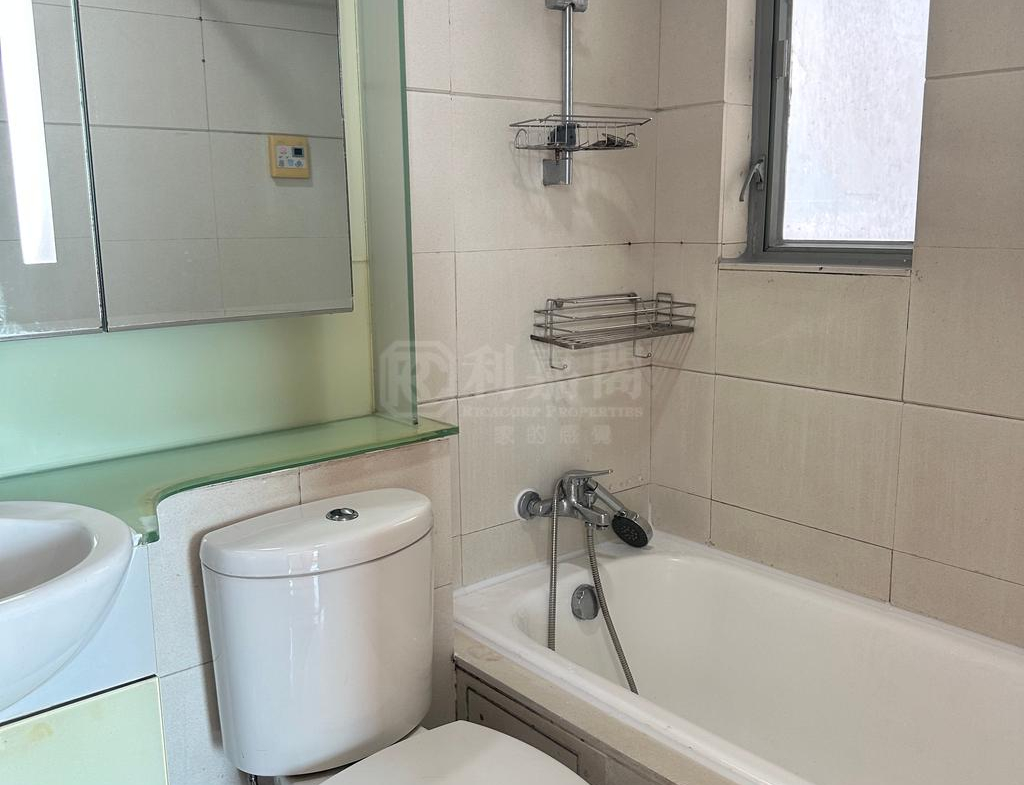 1760396783e10fb42a-17eb-4224-8bd8-e44469a8ba3f.jpeg 藍天海岸 1期 6座 - 28NTS – 香港北部都會區