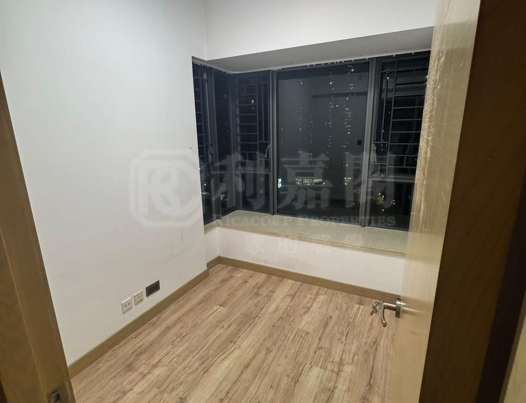 YOHO TOWN 2期 YOHO MIDTOWN 2座 - 28NTS – 香港北部都會區