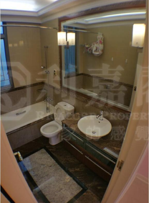 朗逸峰 2期 18座 - 28NTS – 香港北部都會區