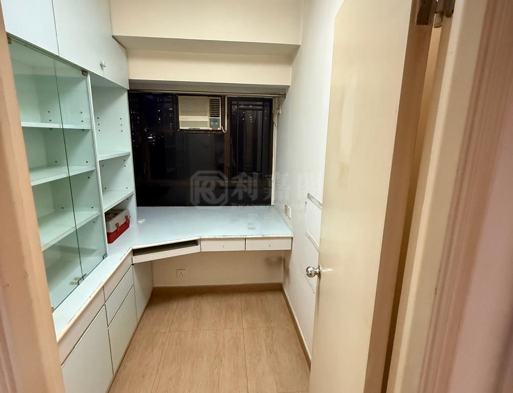 富豪花園 翡翠閣 (J座) - 28NTS – 香港北部都會區