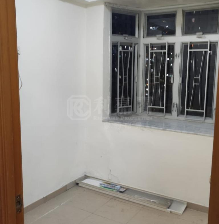 富麗花園 昌富閣 - 28NTS – 香港北部都會區