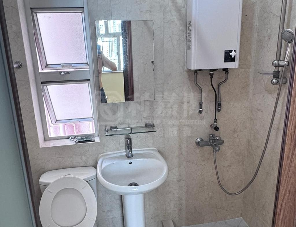 荃灣中心 桂林樓 (2座) - 28NTS – 香港北部都會區