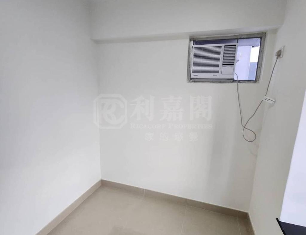 新葵芳花園 A座 - 28NTS – 香港北部都會區