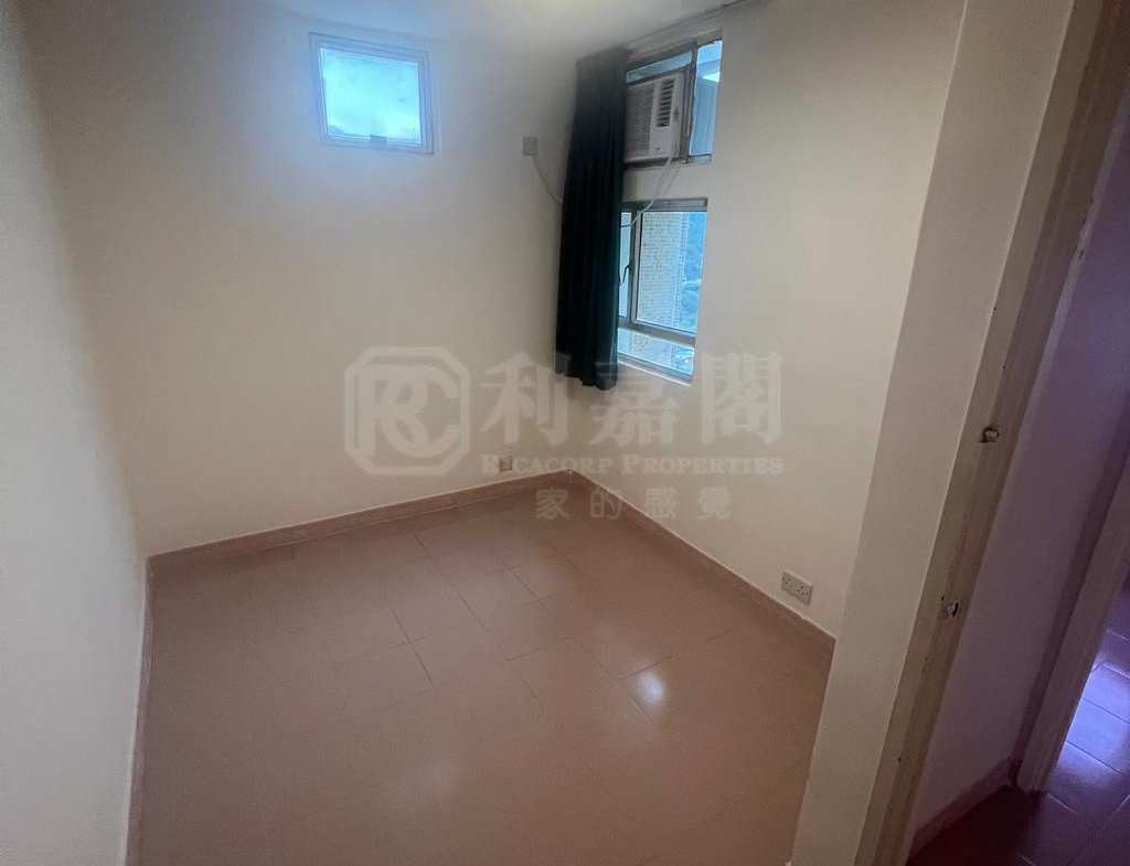 青泰苑 通泰閣 (D座) - 28NTS – 香港北部都會區