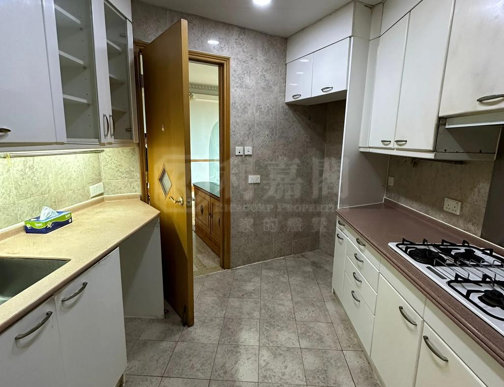 鹿茵山莊 鹿怡居 3座 - 28NTS – 香港北部都會區