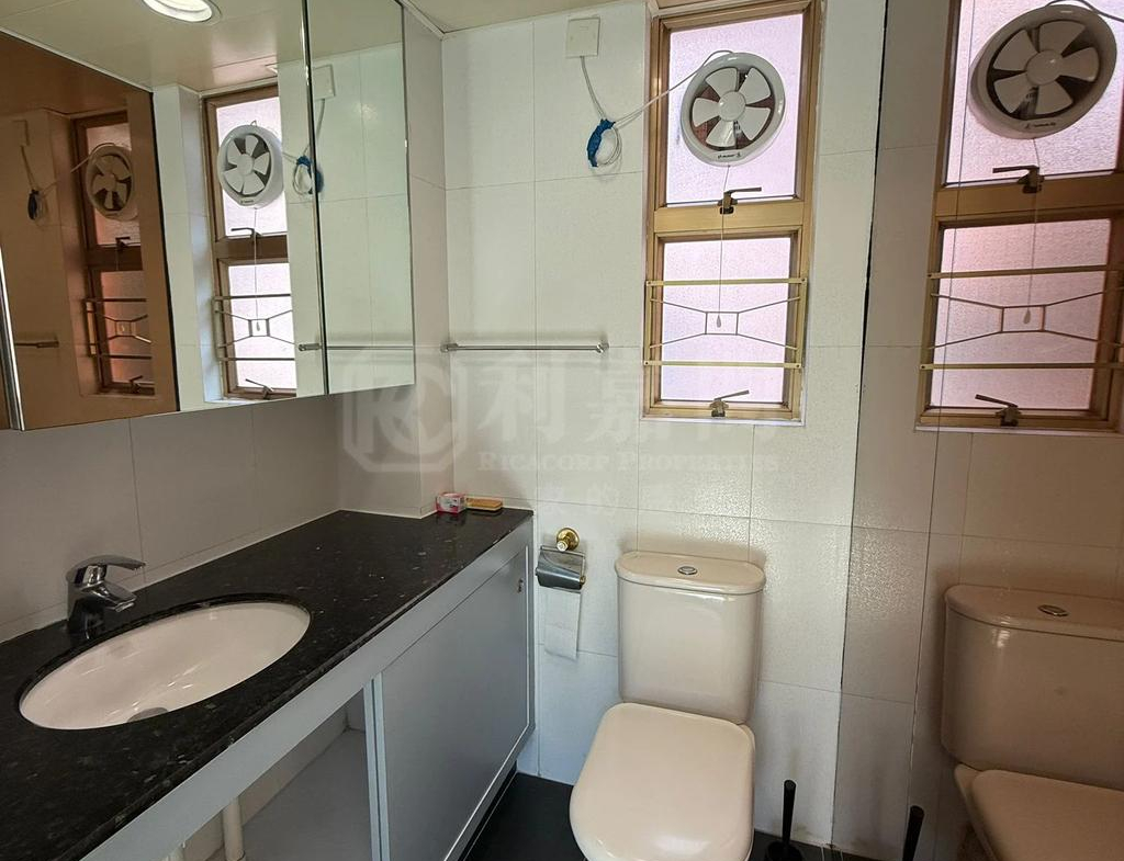 新峰花園 3期 御峰苑 23座 - 28NTS – 香港北部都會區