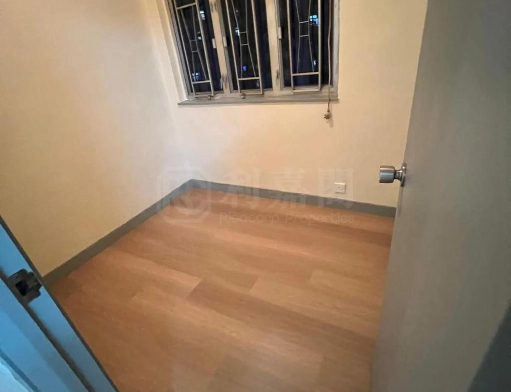 荃灣中心 杭州樓 (3座) - 28NTS – 香港北部都會區