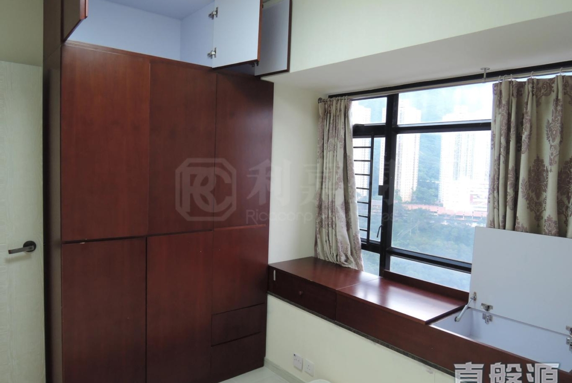 新港城 4期 F座 - 28NTS – 香港北部都會區