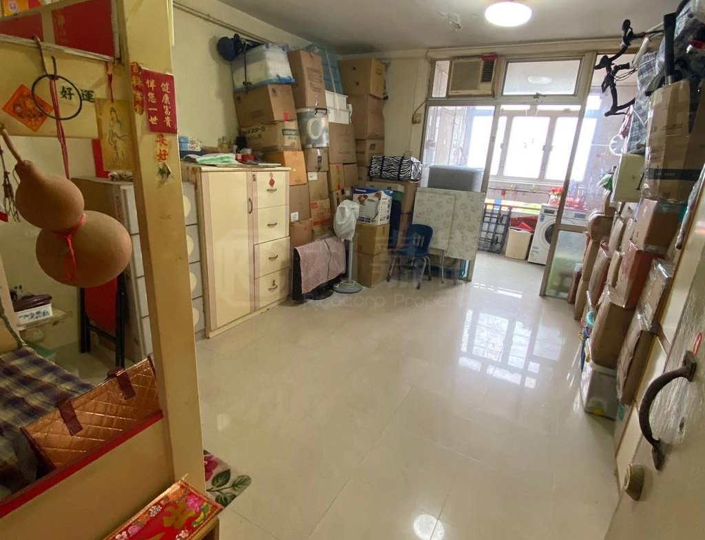 富善邨 善群樓 (1座) - 28NTS – 香港北部都會區