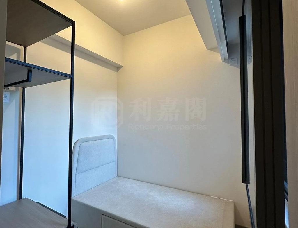 SILICON HILL UNIVERSITY HILL 2A期 漾景閣 第5B座 - 28NTS – 香港北部都會區