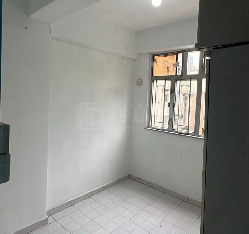順發大廈 - 28NTS – 香港北部都會區