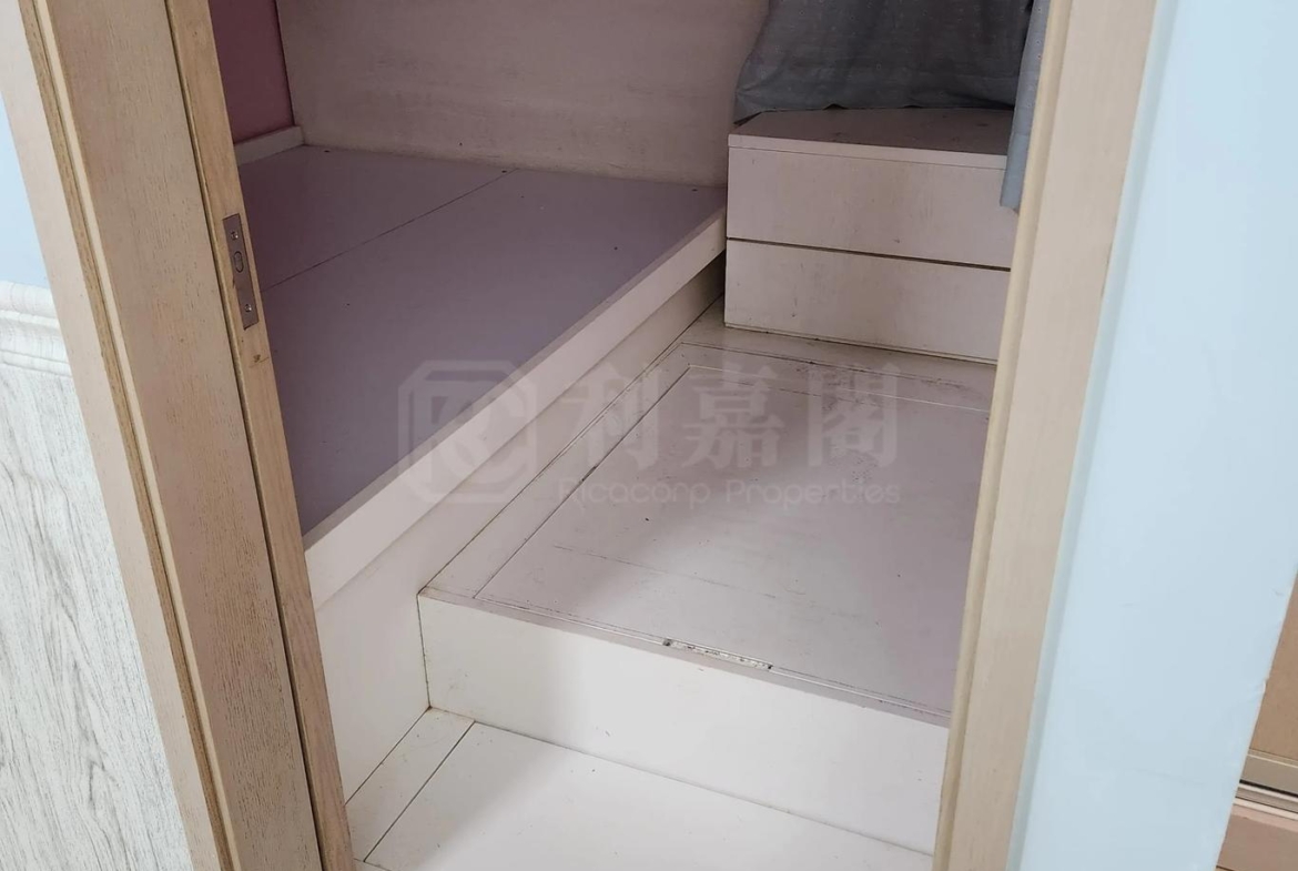 荃灣中心 重慶樓 (6座) - 28NTS – 香港北部都會區