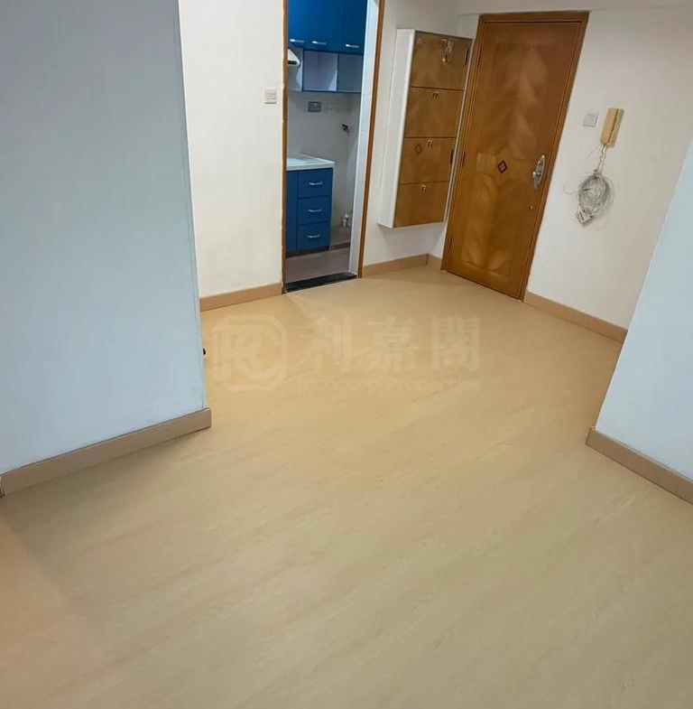 荃灣中心 南昌樓 (11座) - 28NTS – 香港北部都會區