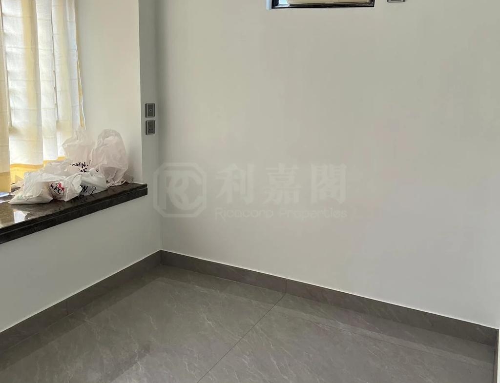 新港城 4期 E座 - 28NTS – 香港北部都會區