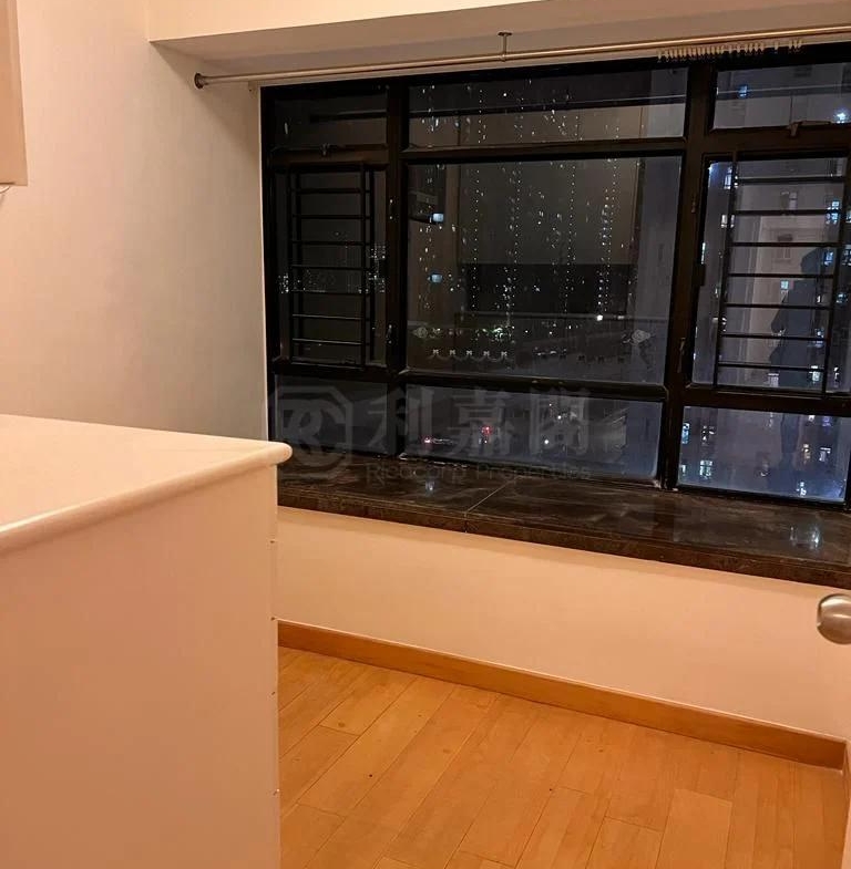 新港城 4期 E座 - 28NTS – 香港北部都會區